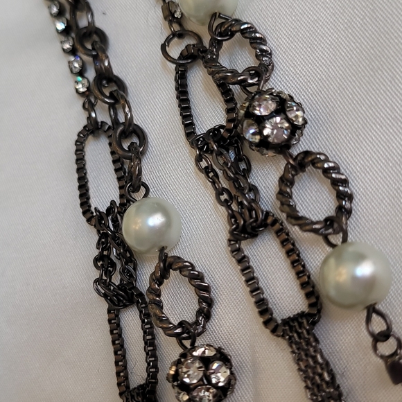 White House Black Market 32" chain, bead and rhinestone necklace. - Picture 8 of 9